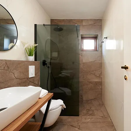 Natali Apartment